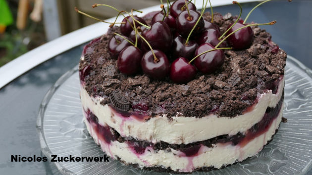 No Bake Oreo-Kirsch-Torte