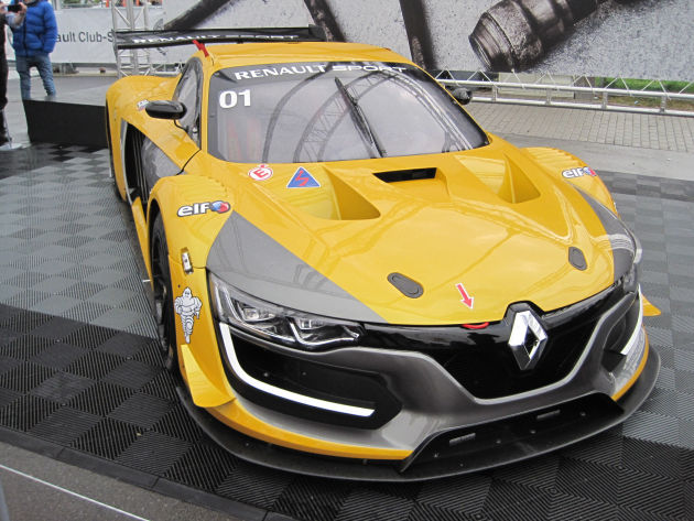 Ausflug zum Nürburgring: Renault-Fan-Tag