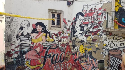  Eines von vielen tollen Graffitis in Lissabon