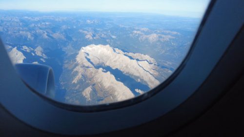 Blick aus dem Flugzeug mit Zugspitze