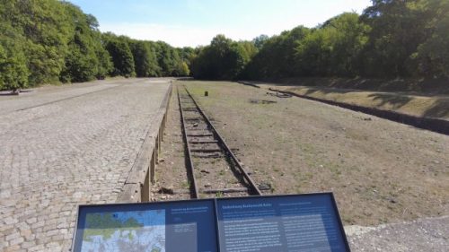 Bahnhof im KZ Buchenwald