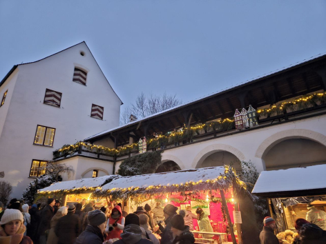 Weihnachtsmarkt in Kronburg